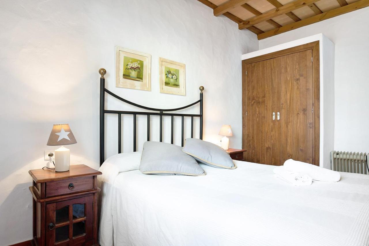 Apartamento Marta โกนิล เด ลาฟรอนเตรา ภายนอก รูปภาพ
